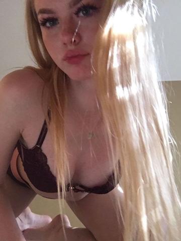 Виктория Студентка Массажистка фото 4